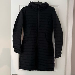 Lululemon Black Pack it Down Jacket Long Length Size 6